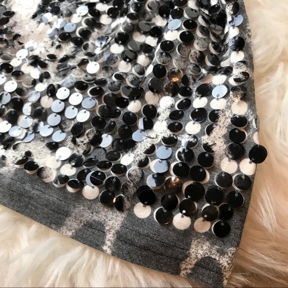 Black and white Sequin ALMOST FAMOUS tank top muscle tee sequin - Picture 7 of 7